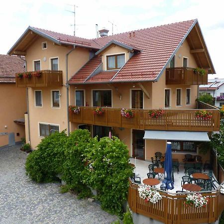 Gasthof-Pension-Metzgerei Jaeger Michelsneukirchen Экстерьер фото